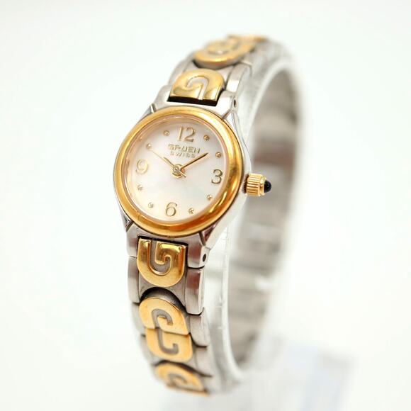 Vintage Gruen Swiss Two Tone Womens Watch 20mm MOP Dial Sapphire w New Battery - Picture 1 of 16
